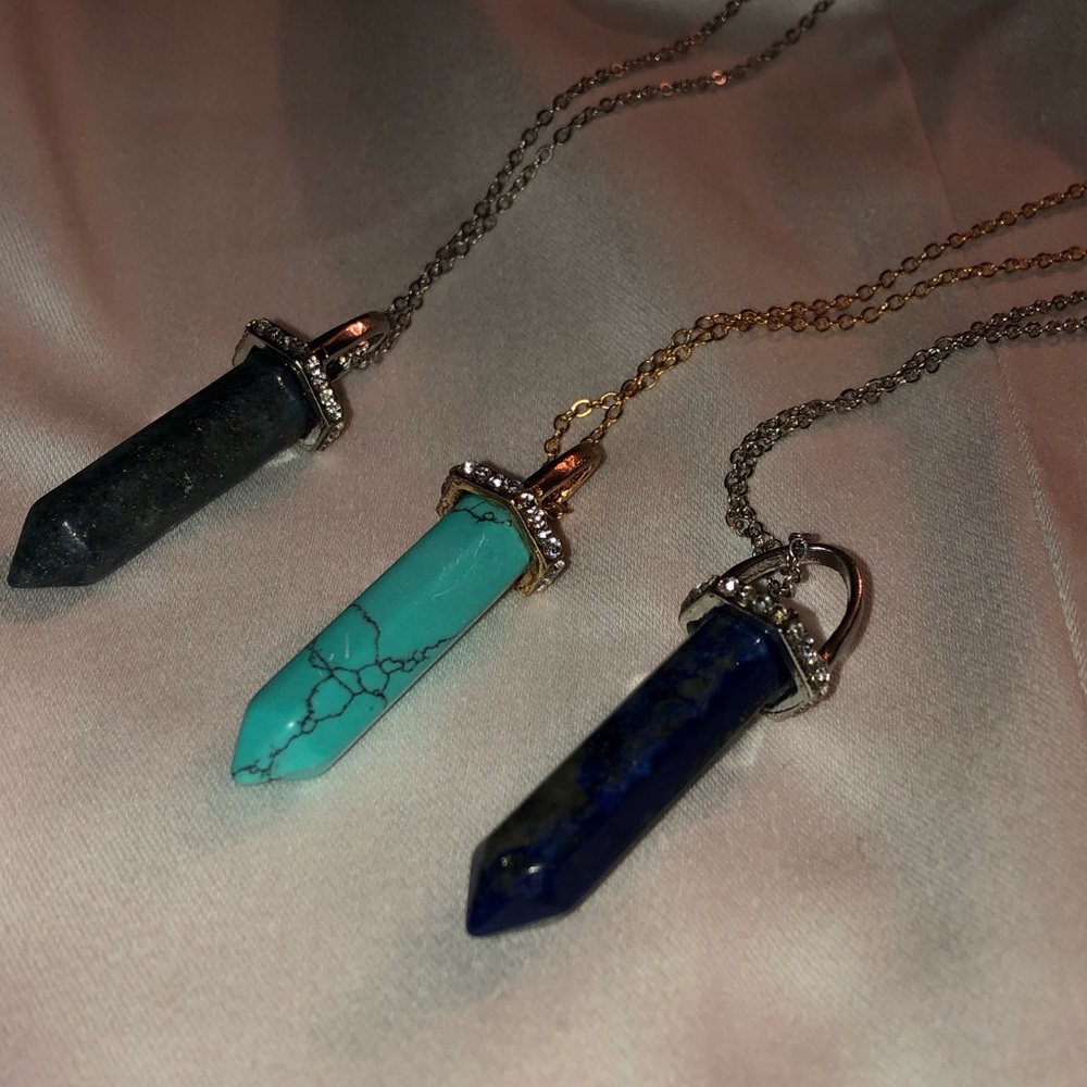 3 necklaces - Picture 3 of 6